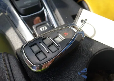 2020 Chevrolet Camaro Rwd 2Ss from USA, damaged, VIN 1G1FH3D71L0114839